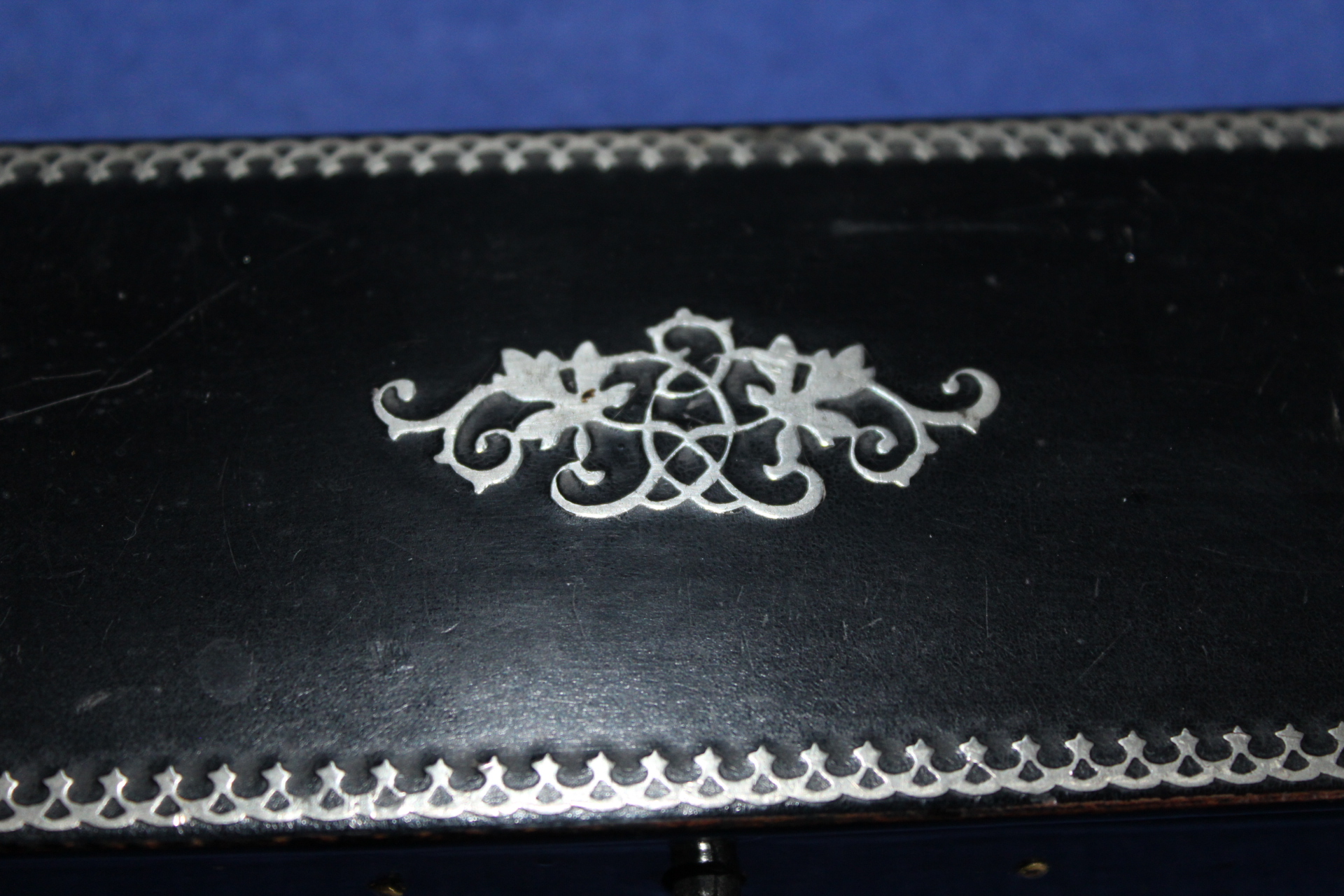 VYKLÁDANÁ KRABIČKA