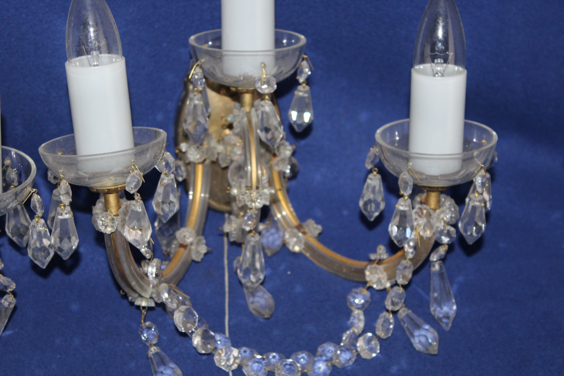 KŘIŠŤÁLOVÁ LAMPA