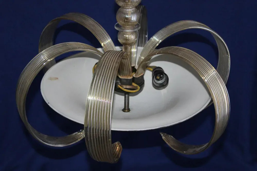 STAROŽITNÝ SKLENĚNÝ LUSTR