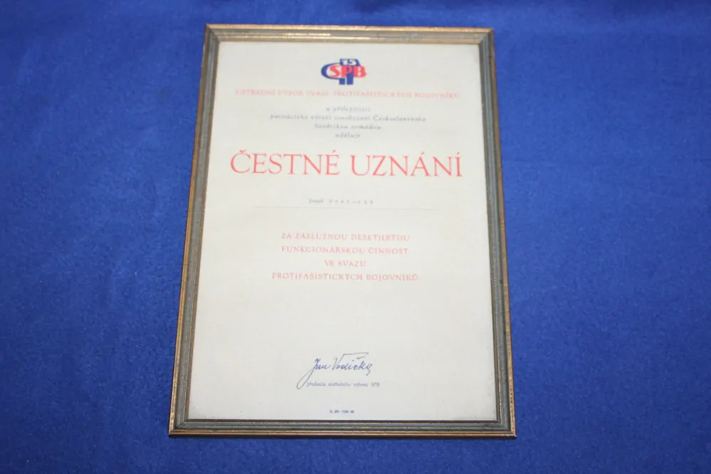 ČESTNÉ UZNÁNÍ PROTIFAŠISTICKÝCH BOJOVNÍKŮ