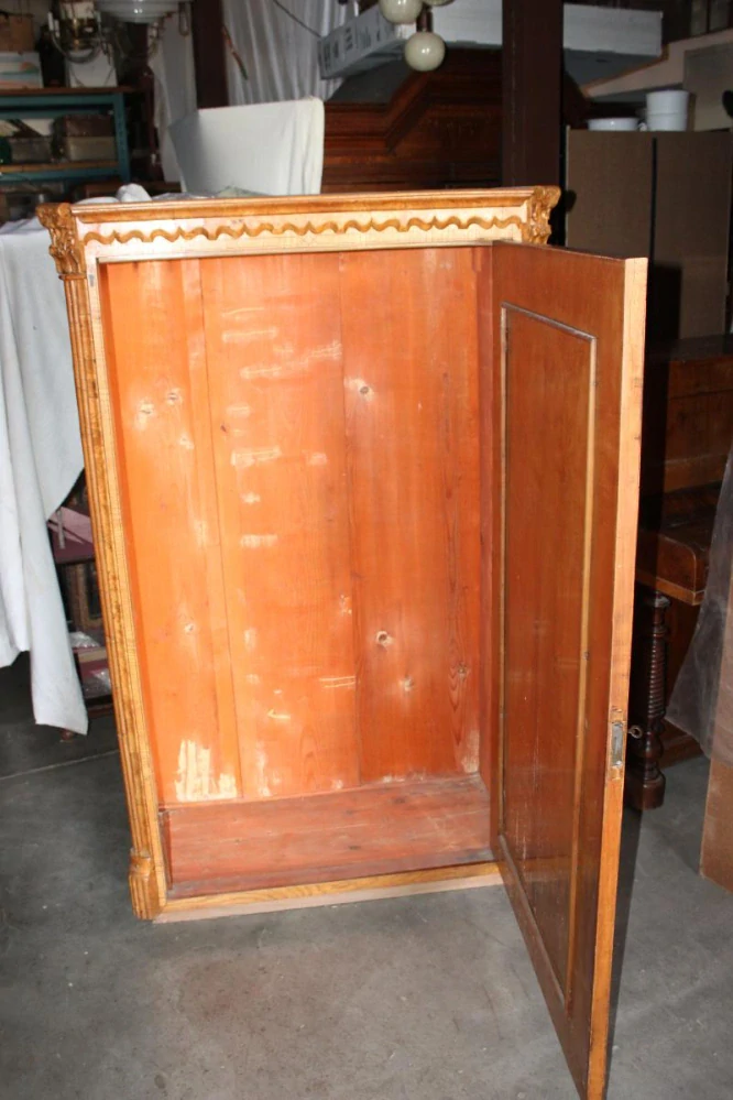 SKŘÍŇ BIEDERMEIER, KOŘENICE