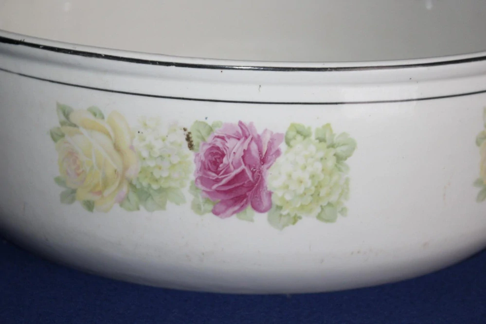 PORCELÁNOVÉ UMYVADLO, zn. OLYMP