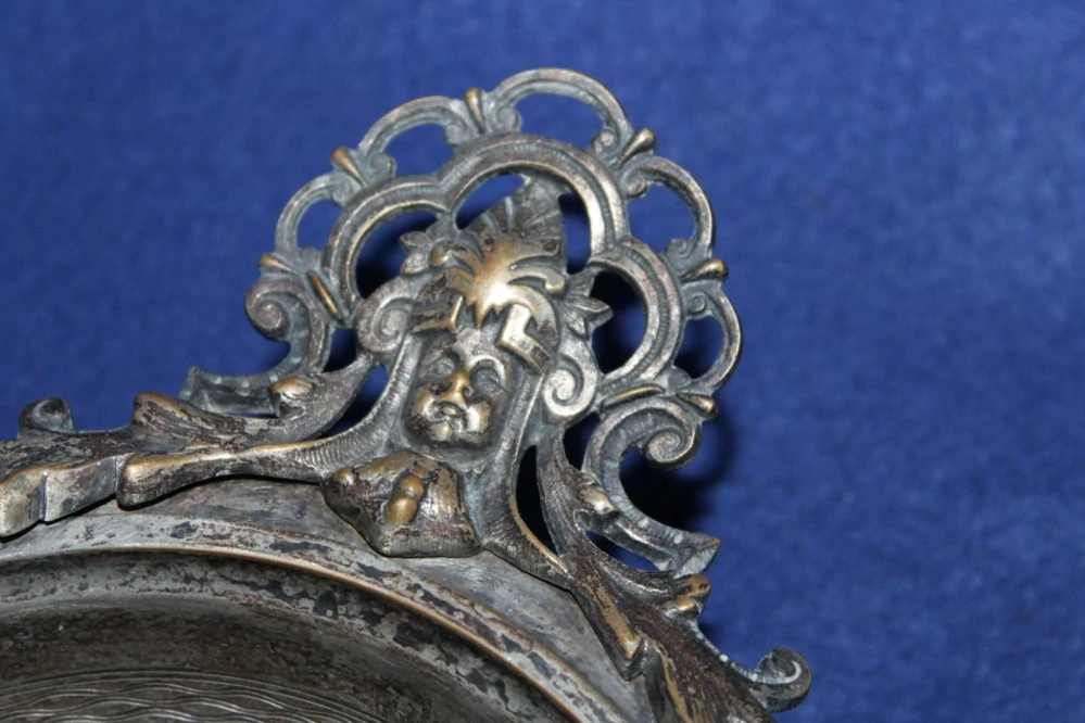 TÁC, POSTŘÍBŘENÝ