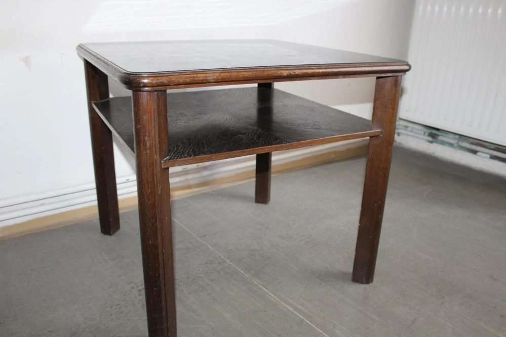 STŮL S OPAXITOVOU DESKOU, HALABALA?