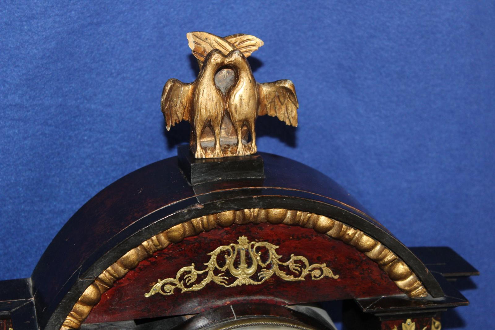 STAROŽITNÉ SLOUPKOVÉ HODINY, ČTVRŤOVÉ, HRABATA LOGOTHETTI