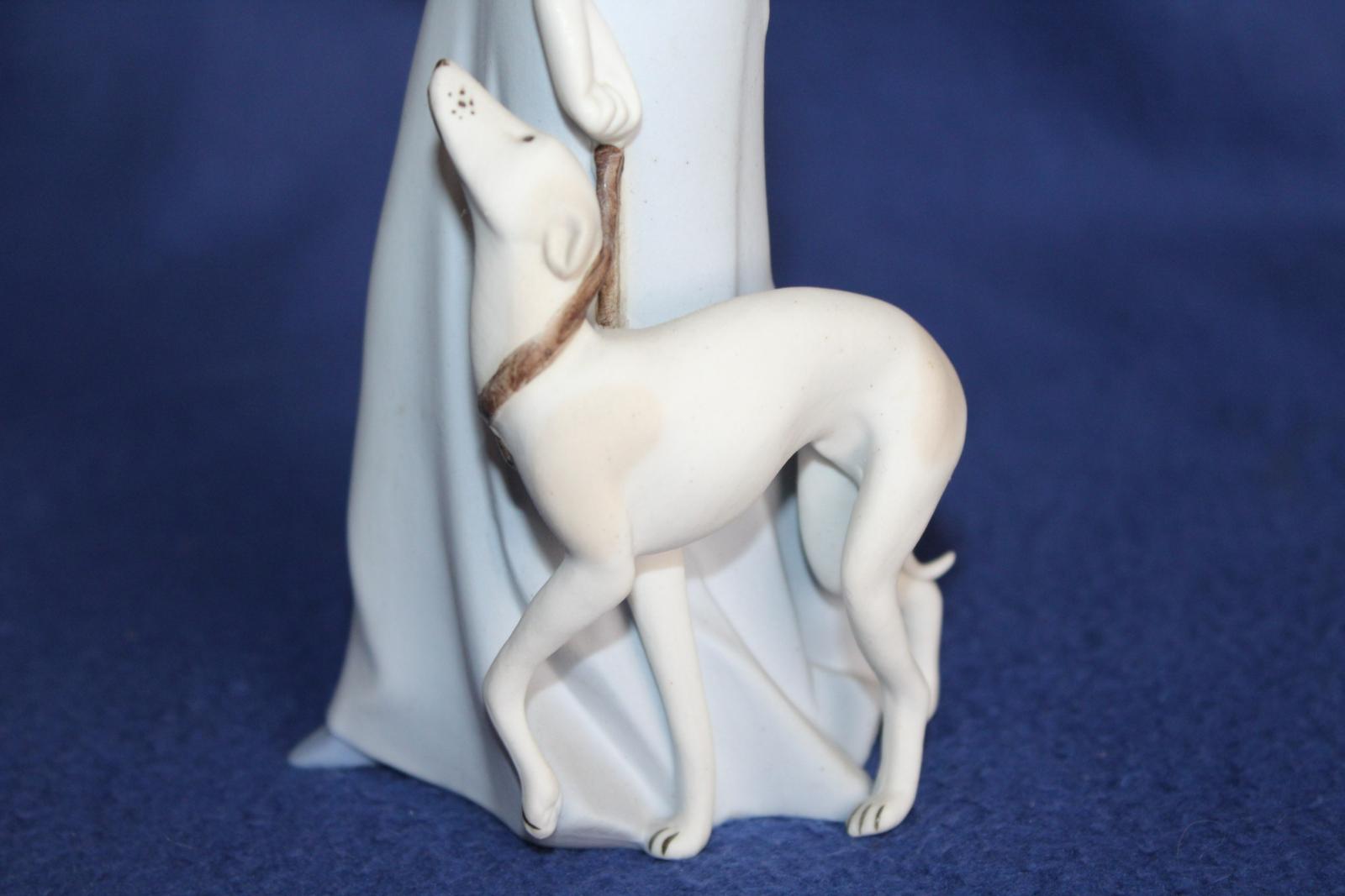 SOCHA ROYAL DUX, DÁMA S CHTEM