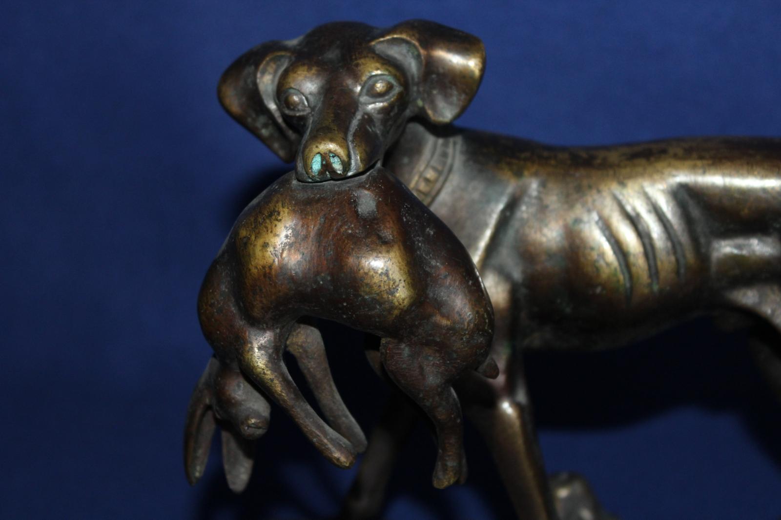 STAROŽITNÁ LOVECKÁ SOCHA, VÍDEŇSKÝ BRONZ