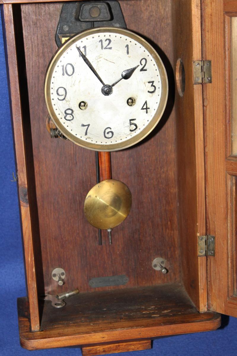 STAROŽITNÉ HODINY, PENDLOVKY