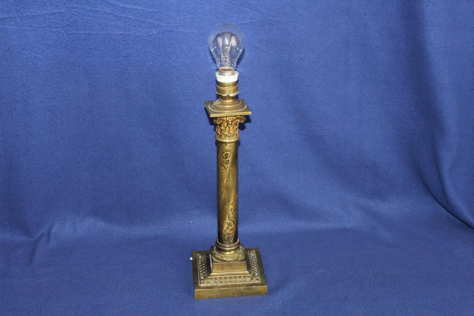 GRAVÍROVANÁ LAMPA, elektr.