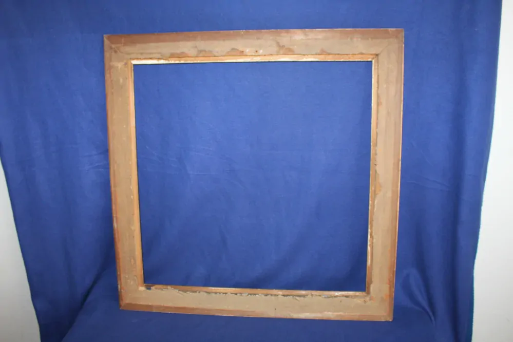 VELKÝ ZLACENÝ RÁM NA ZRCADLO