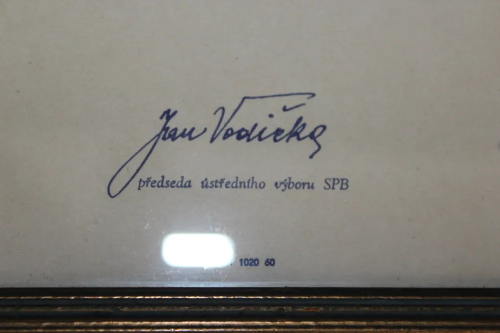 ČESTNÉ UZNÁNÍ PROTIFAŠISTICKÝCH BOJOVNÍKŮ