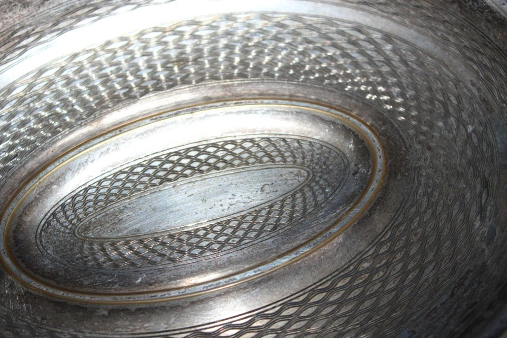 TÁC, POSTŘÍBŘENÝ