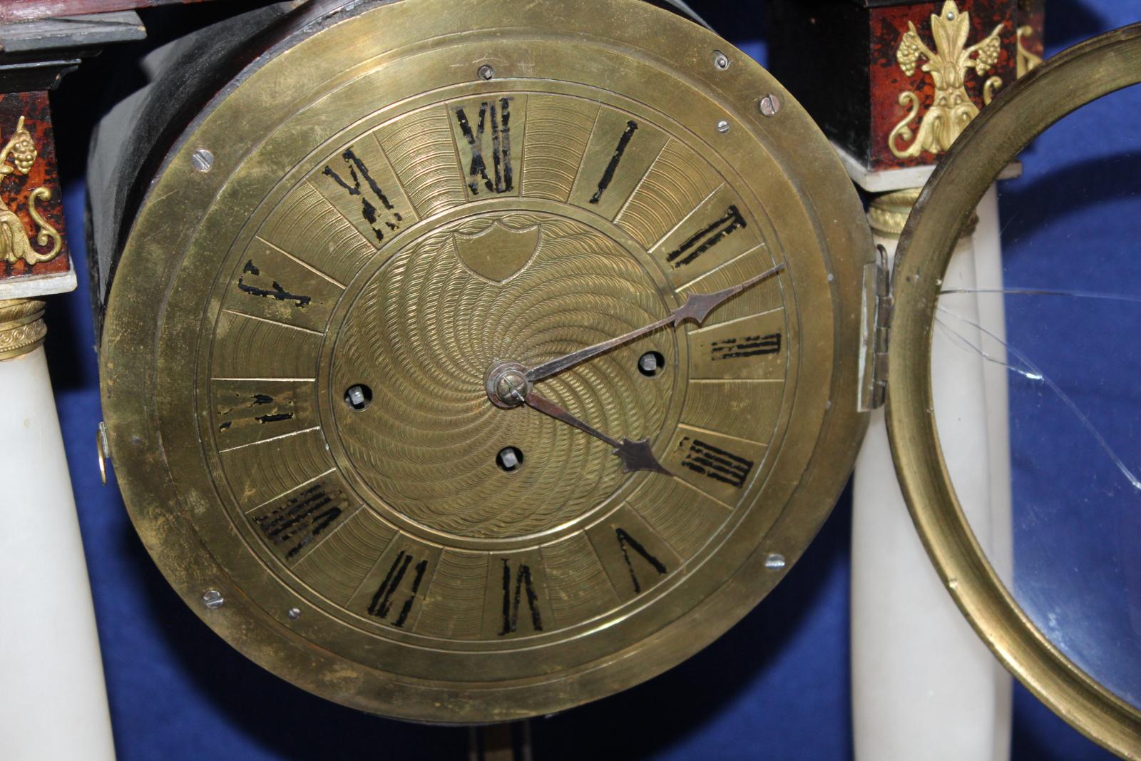 STAROŽITNÉ SLOUPKOVÉ HODINY, ČTVRŤOVÉ, HRABATA LOGOTHETTI