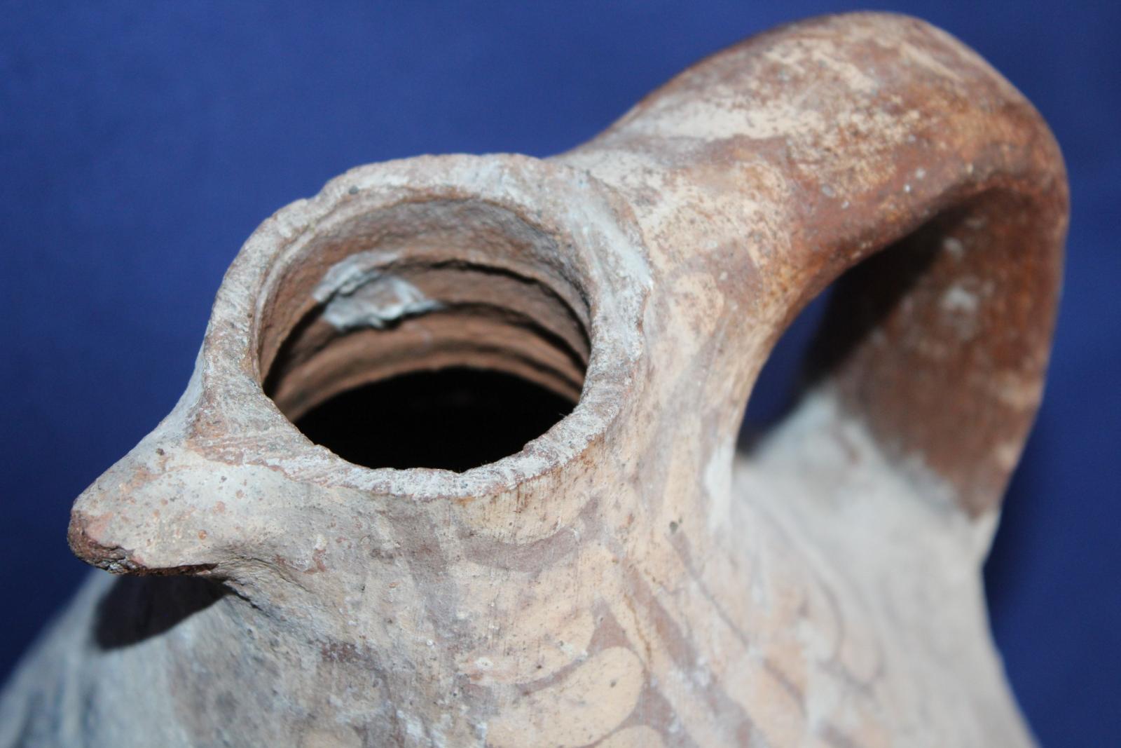 VELKÝ STAROŽITNÝ DŽBÁN, STŘEDOVĚKÝ?