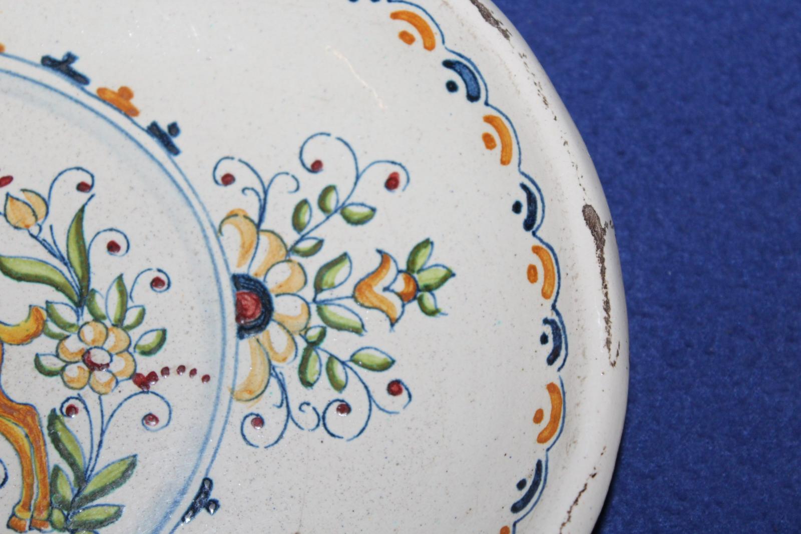 STAROŽITNÁ KERAMICKÁ MÍSA, na stěnu