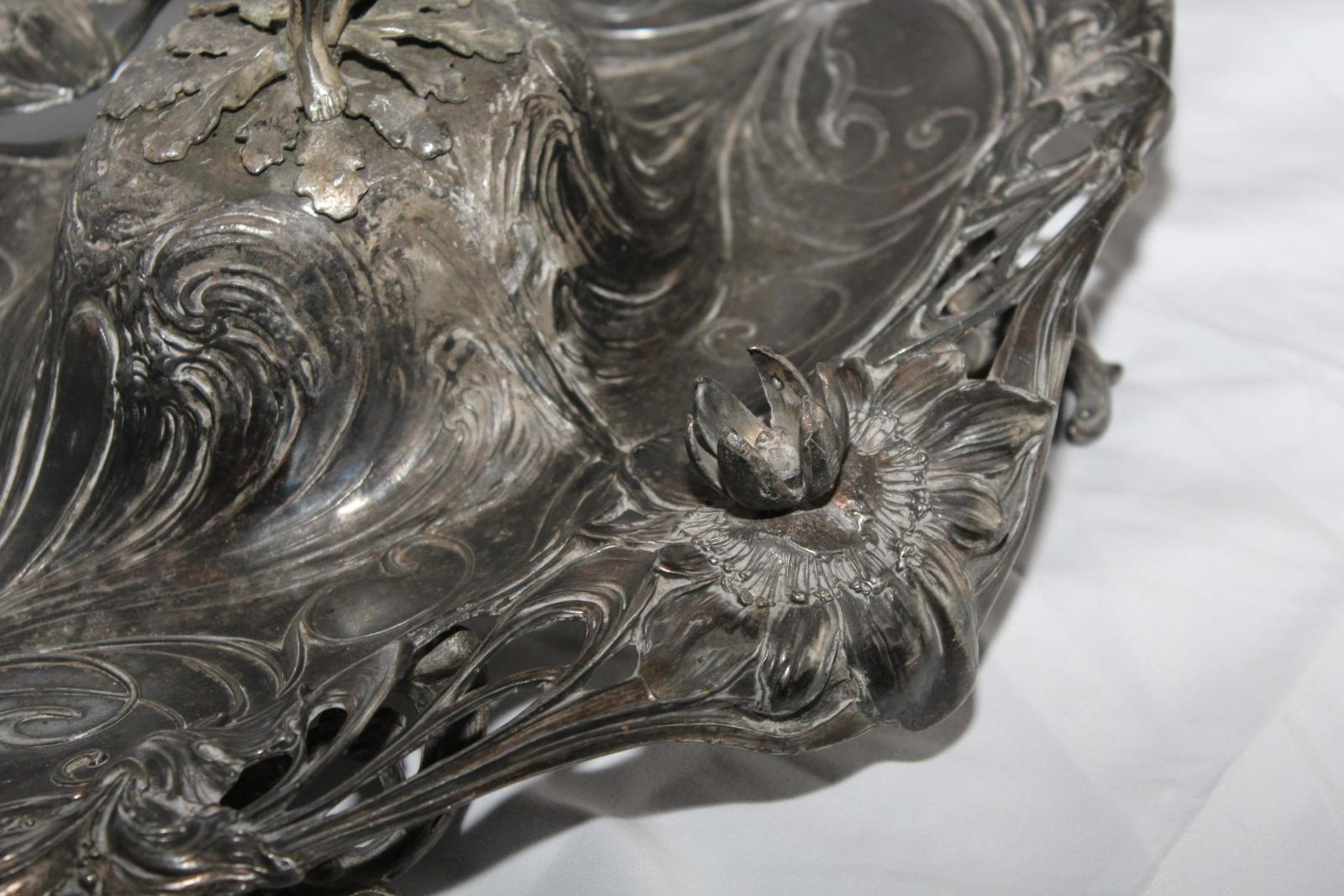 VELKÁ SECESNÍ MÍSA