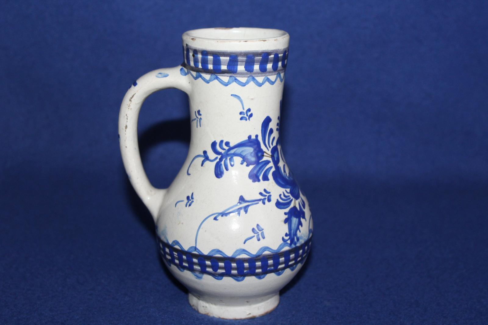 STAROŽITNÝ KERAMICKÝ DŽBÁNEK