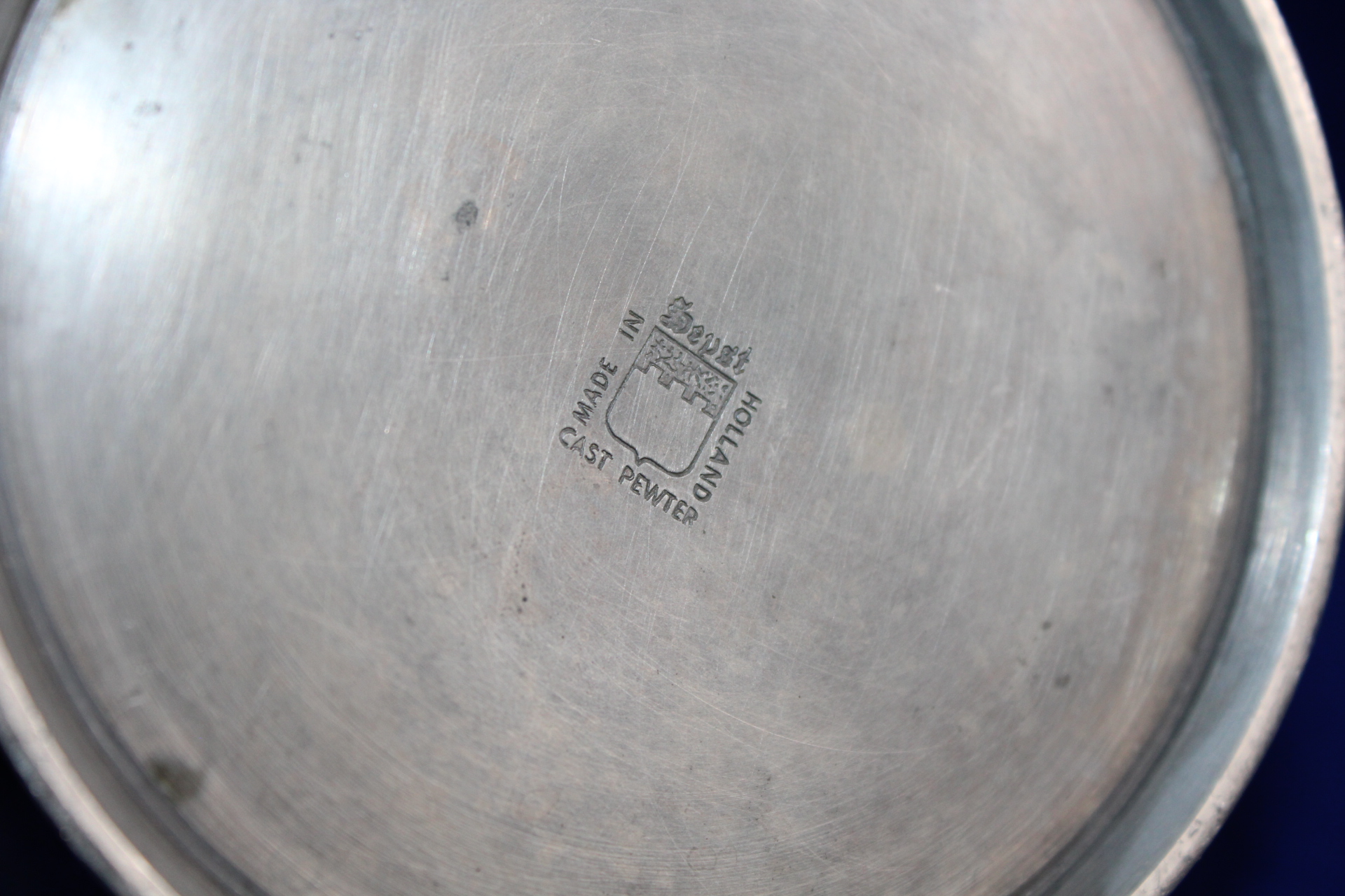 CÍNOVÁ KONVICE, značená