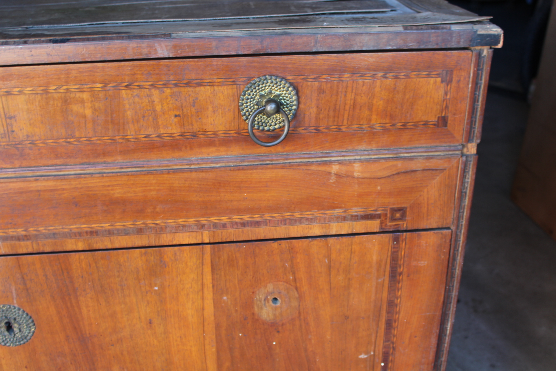 KOMODA BIEDERMEIER