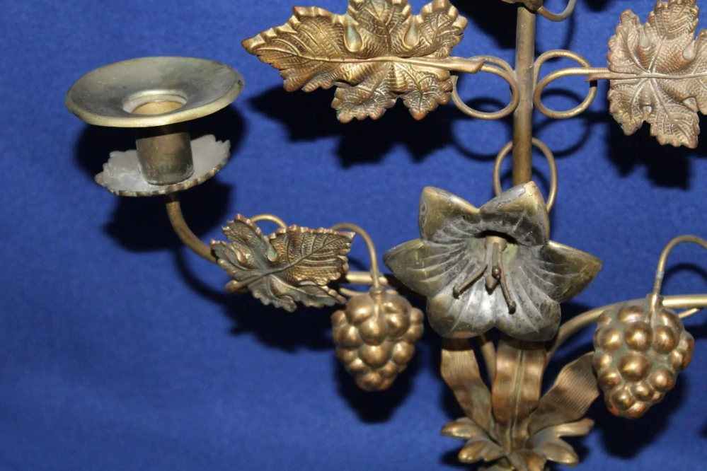 VELKÝ MOSAZNÝ SVÍCEN