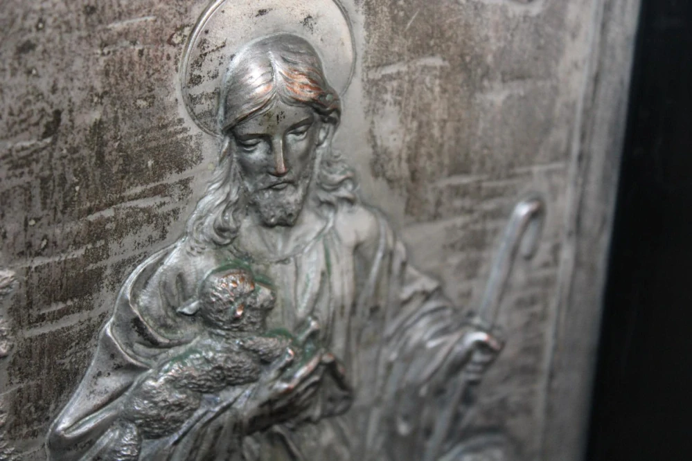 RELIÉF S KRISTEM, OBRAZ