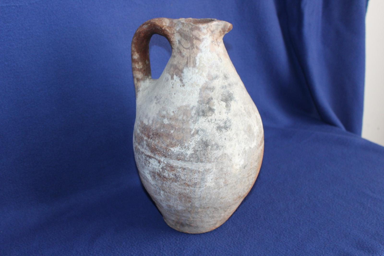 VELKÝ STAROŽITNÝ DŽBÁN, STŘEDOVĚKÝ?