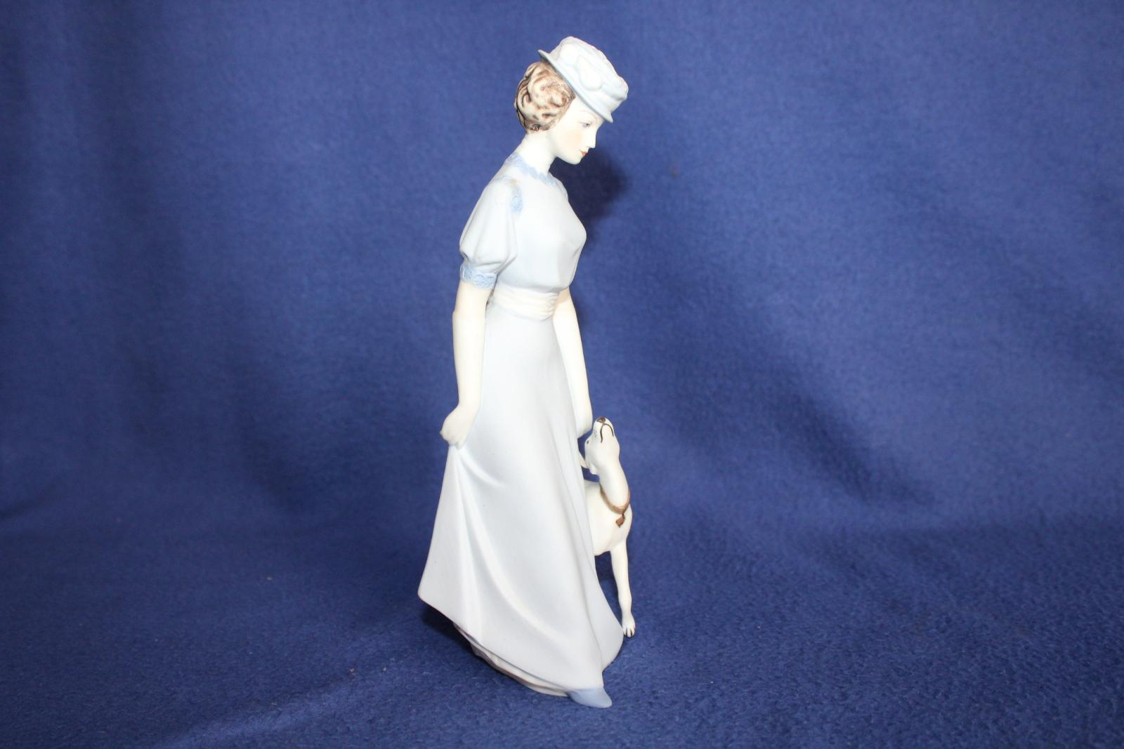 SOCHA ROYAL DUX, DÁMA S CHTEM