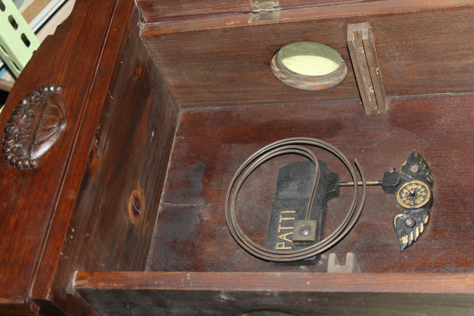 STAROŽITNÉ HODINY, PENDLOVKY