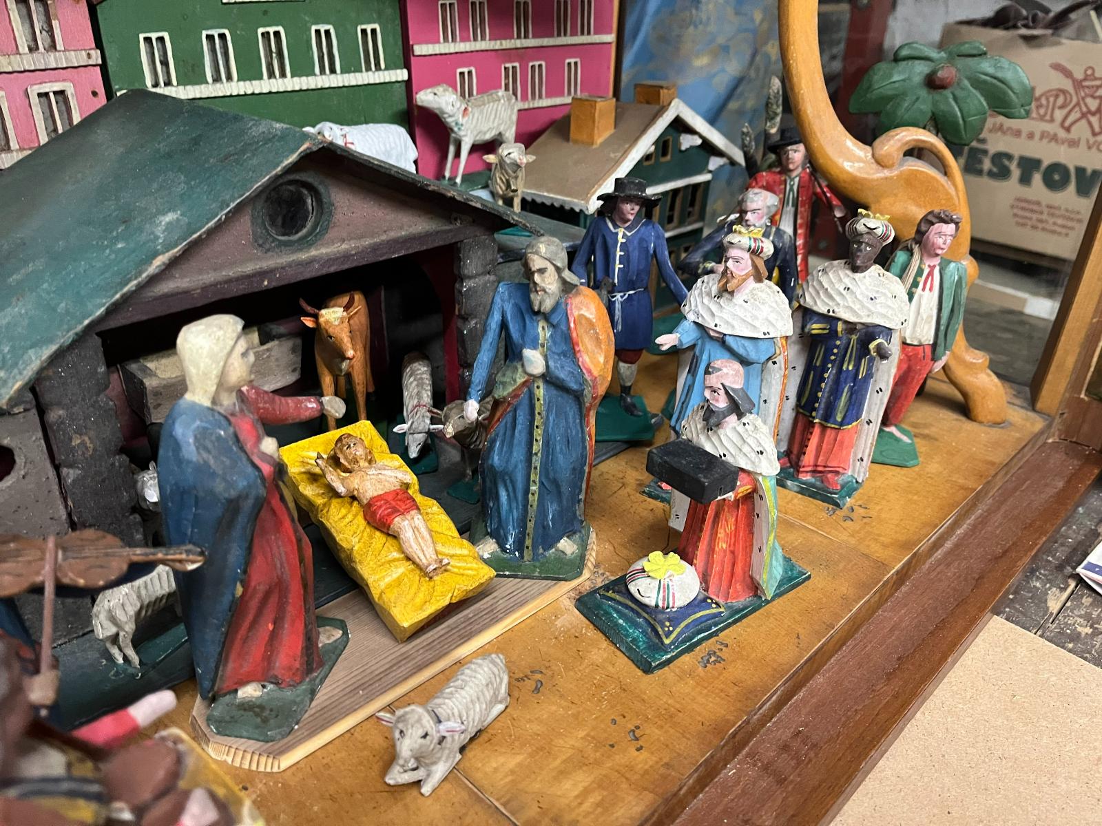 VZÁCNÝ BETLÉM, KRÁLÍKY