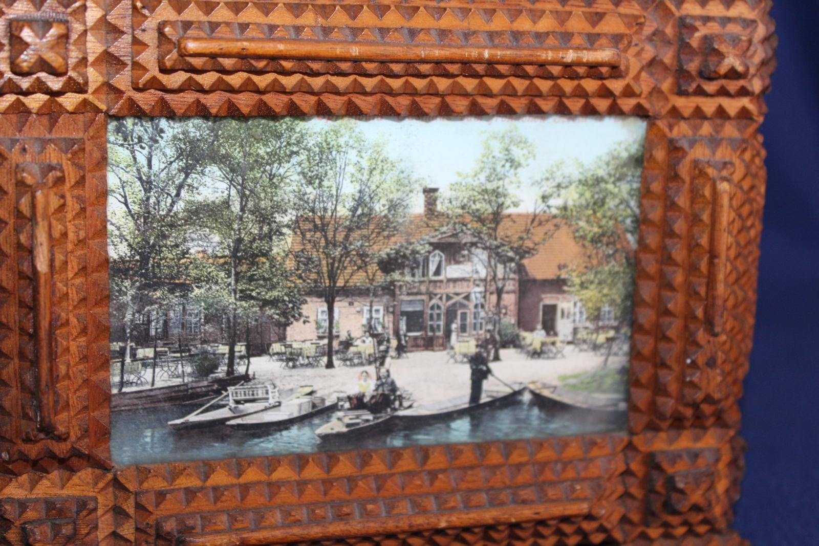 ŠPERKOVNICE, TRUHLIČKA