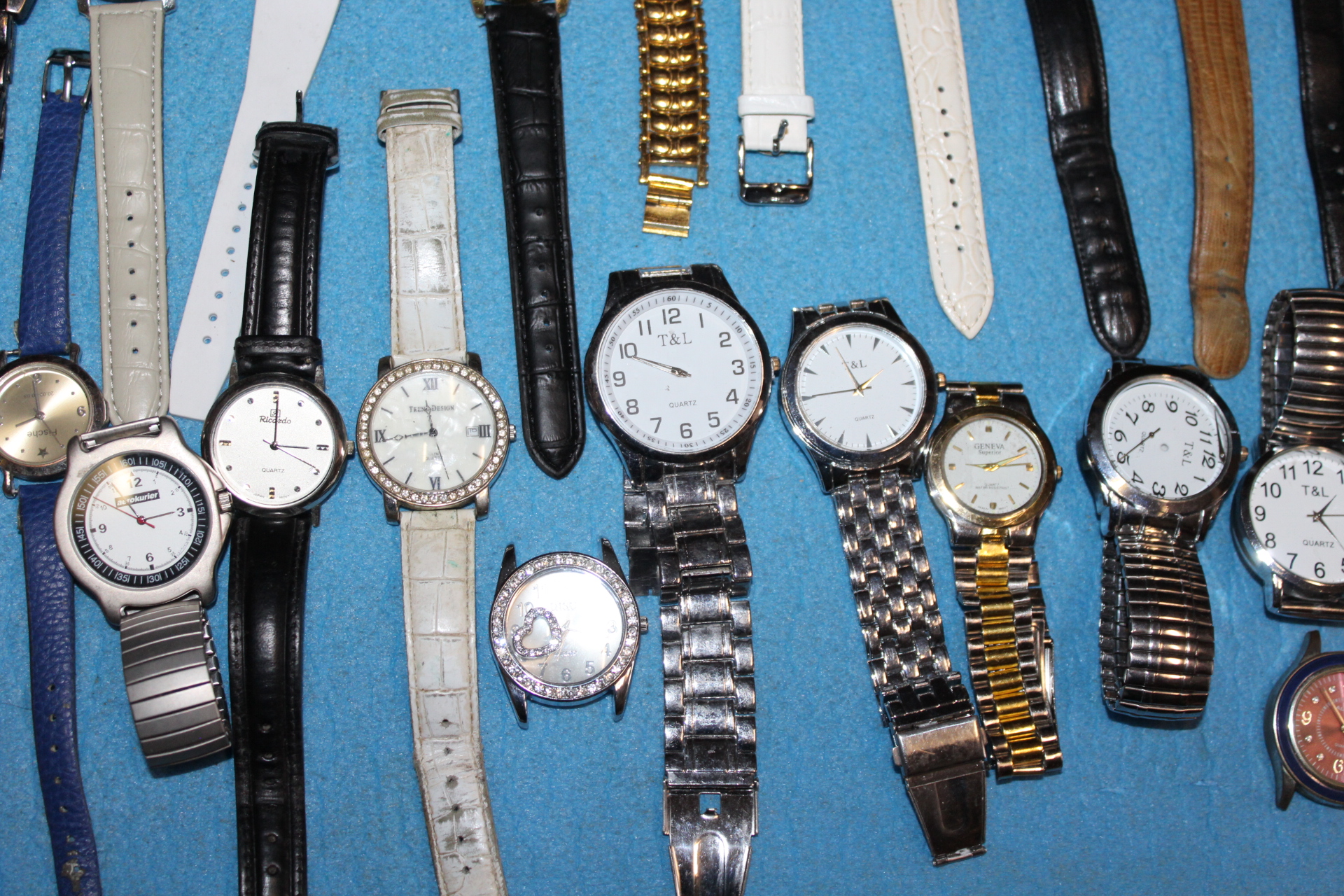 KONVOLUT HODINKY, 68 KS