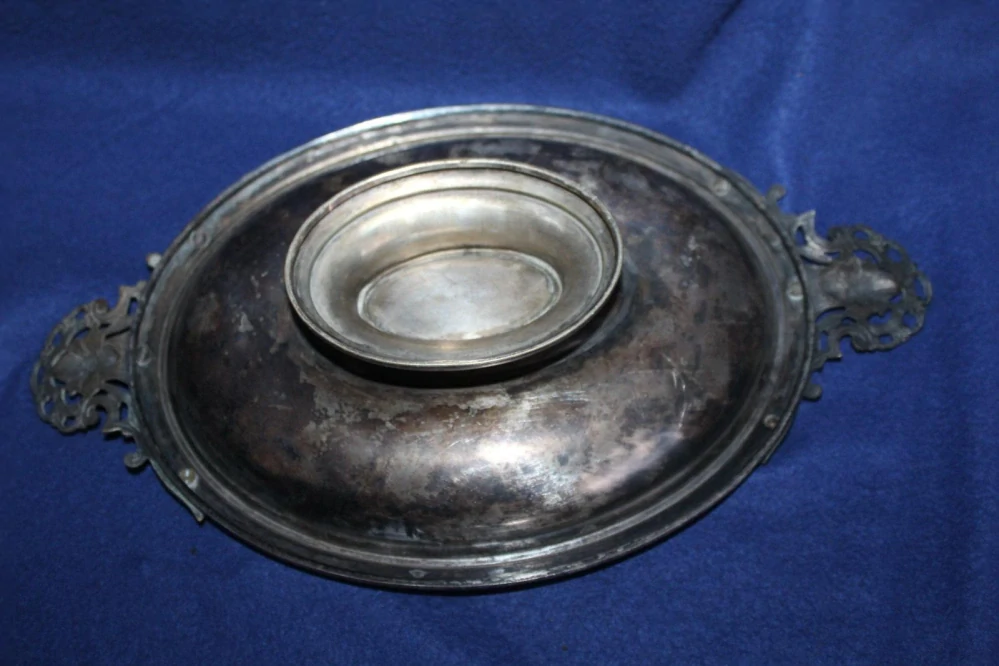 TÁC, POSTŘÍBŘENÝ