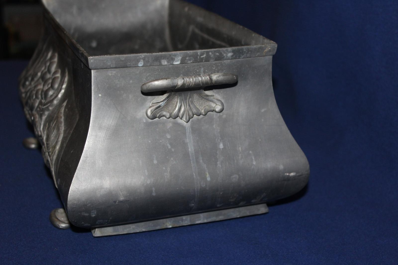 VELKÝ SECESNÍ KVĚTINÁČ, KOVOVÝ