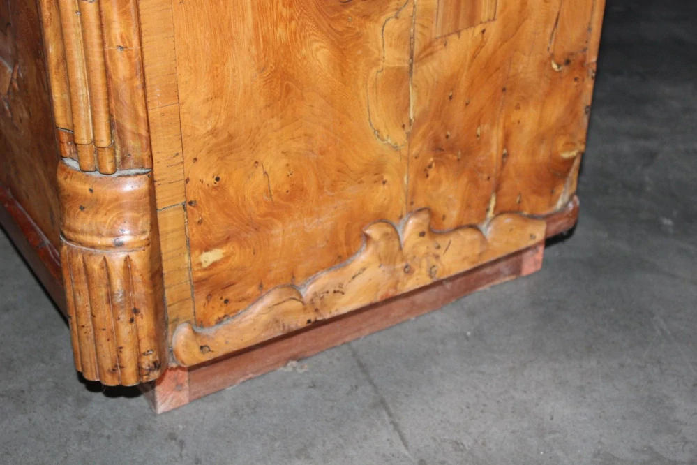 SKŘÍŇ BIEDERMEIER, KOŘENICE