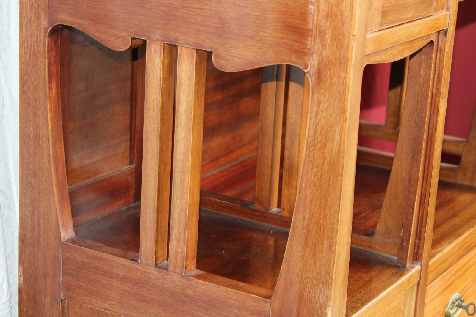 SEKRETÁŘ, VÍDEŇSKÁ SECESE