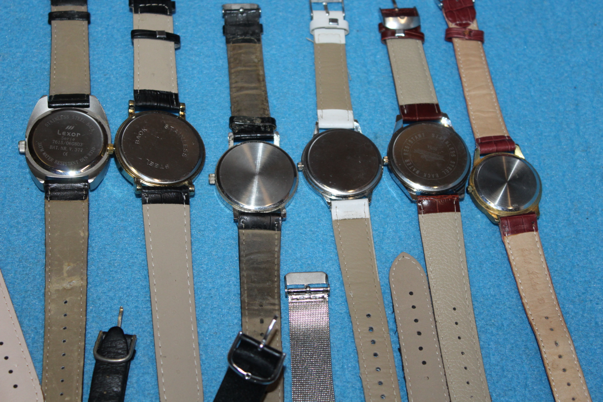 KONVOLUT HODINKY, 68 KS