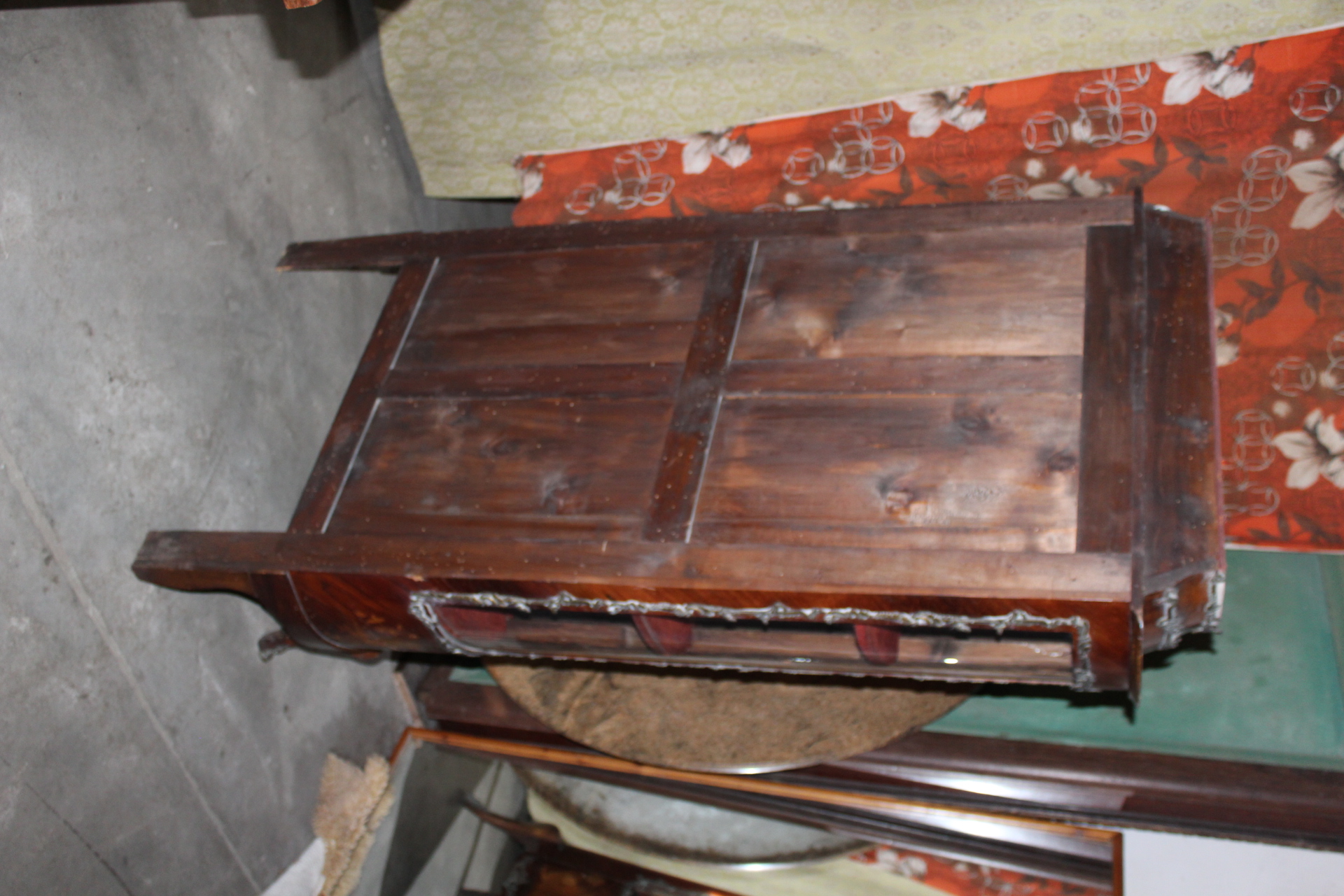 STAROŽITNÝ SKLENÍK