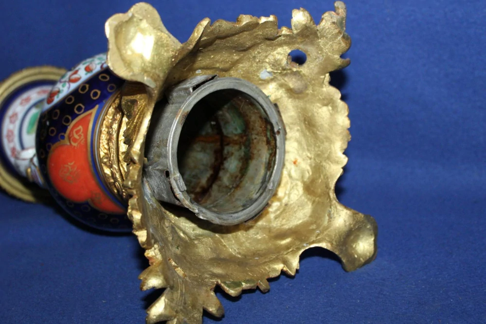 VELKÝ STAROŽITNÝ SVÍCEN