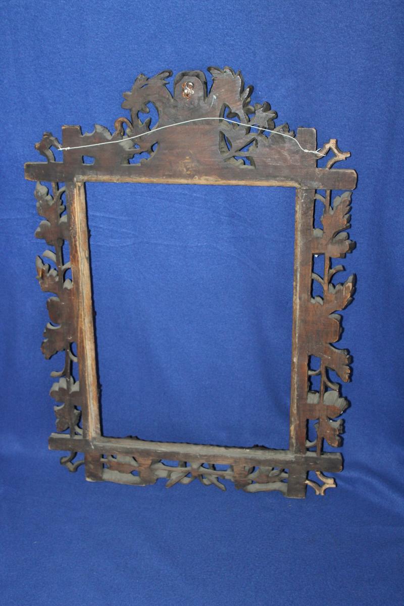 STAROŽITNÝ VYŘEZÁVANÝ RÁM, POMOCNICE KŘESŤANŮ ORODUJ...