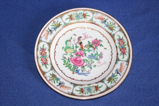 MALOVANÝ TALÍŘ NA STĚNU