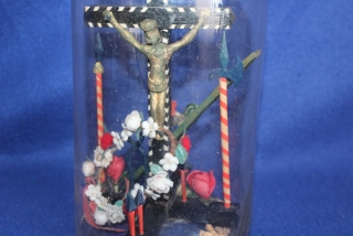 MONTÁŽ V LÁHVY, KŘÍŽ