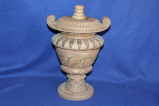 DŘEVĚNÁ NÁDOBA, AMFORA