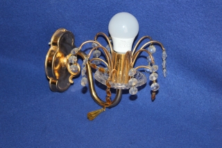 SVĚTLO NA STĚNU, LAMPIČKA