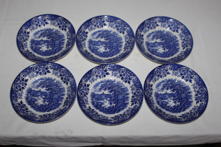 TALÍŘ, MÍSA, ENGLAND