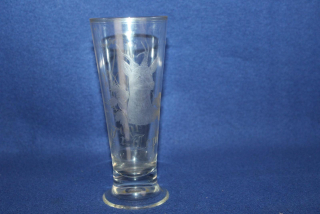 STAROŽITNÁ SKLENICE, R. 1908, S MYSLIVECKÝM MOTIVEM