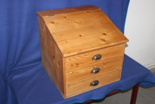 STAROŽITNÁ SKŘÍŇKA, OTEVÍRACÍ