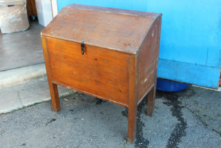 ZÁSOBNÍK NA OVES, TRUHLA