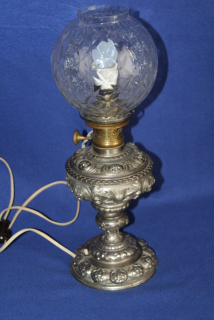 STOLNÍ LAMPA, PETROLEJKA EL.