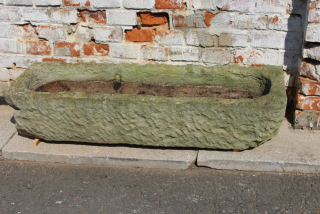 STAROŽITNÉ KORYTO, KVĚTINÁČ