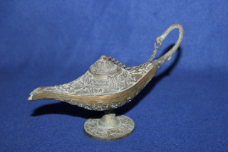 STAROŽITNÁ OLEJOVÁ LAMPA, ANTICKÁ?